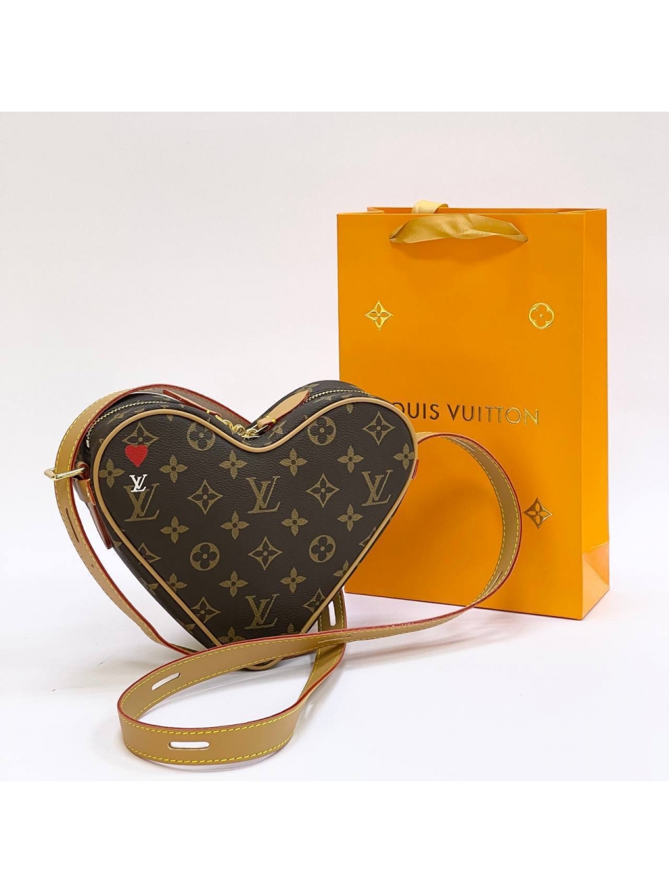 Сумка Louis Vuitton